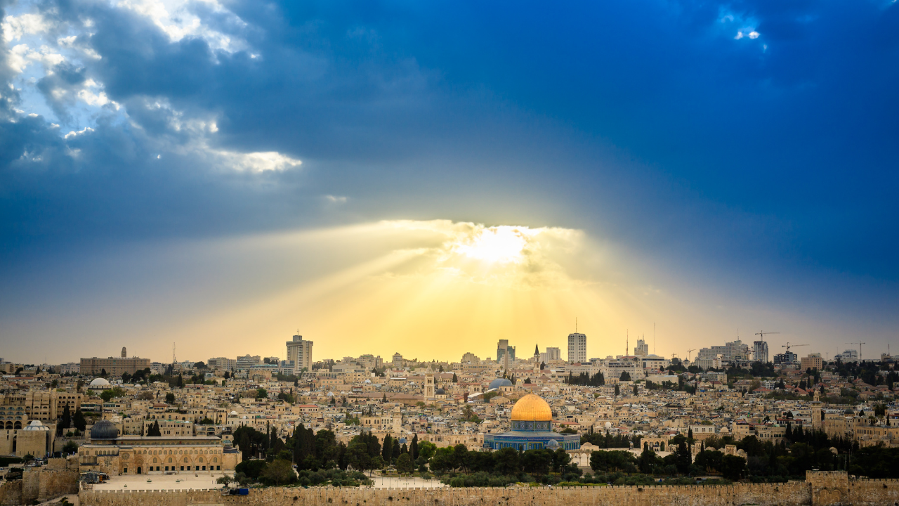 Unlocking the Secrets of the World: The Influence of Islam and Beautiful Palestine